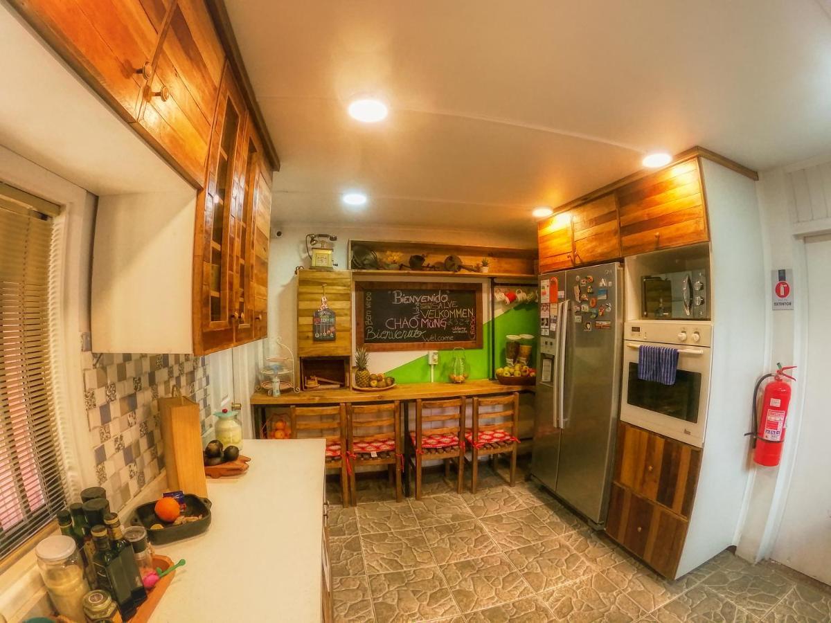 Green Hostel Вальдівія Екстер'єр фото